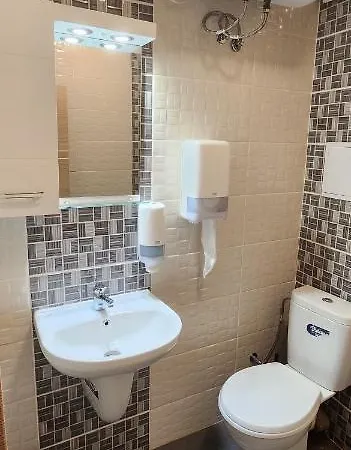 Colonel 954 Apartman *