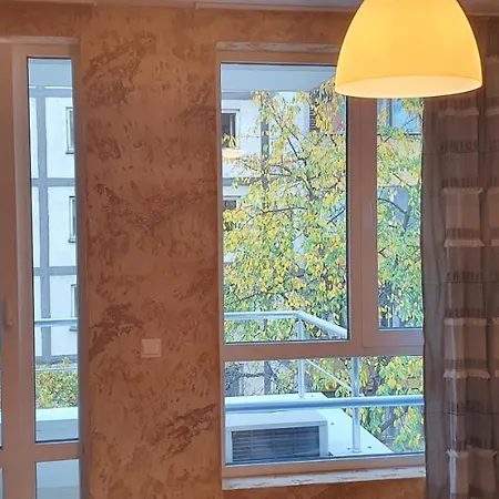 Colonel 954 Apartman *