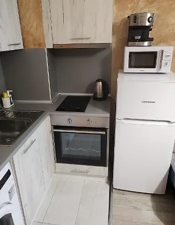 Colonel 954 Apartman